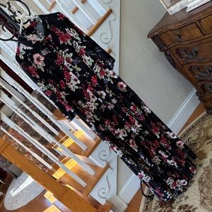 💐Torrid Black Floral Fabric-Buttons-Up the Dress💐 Size 0